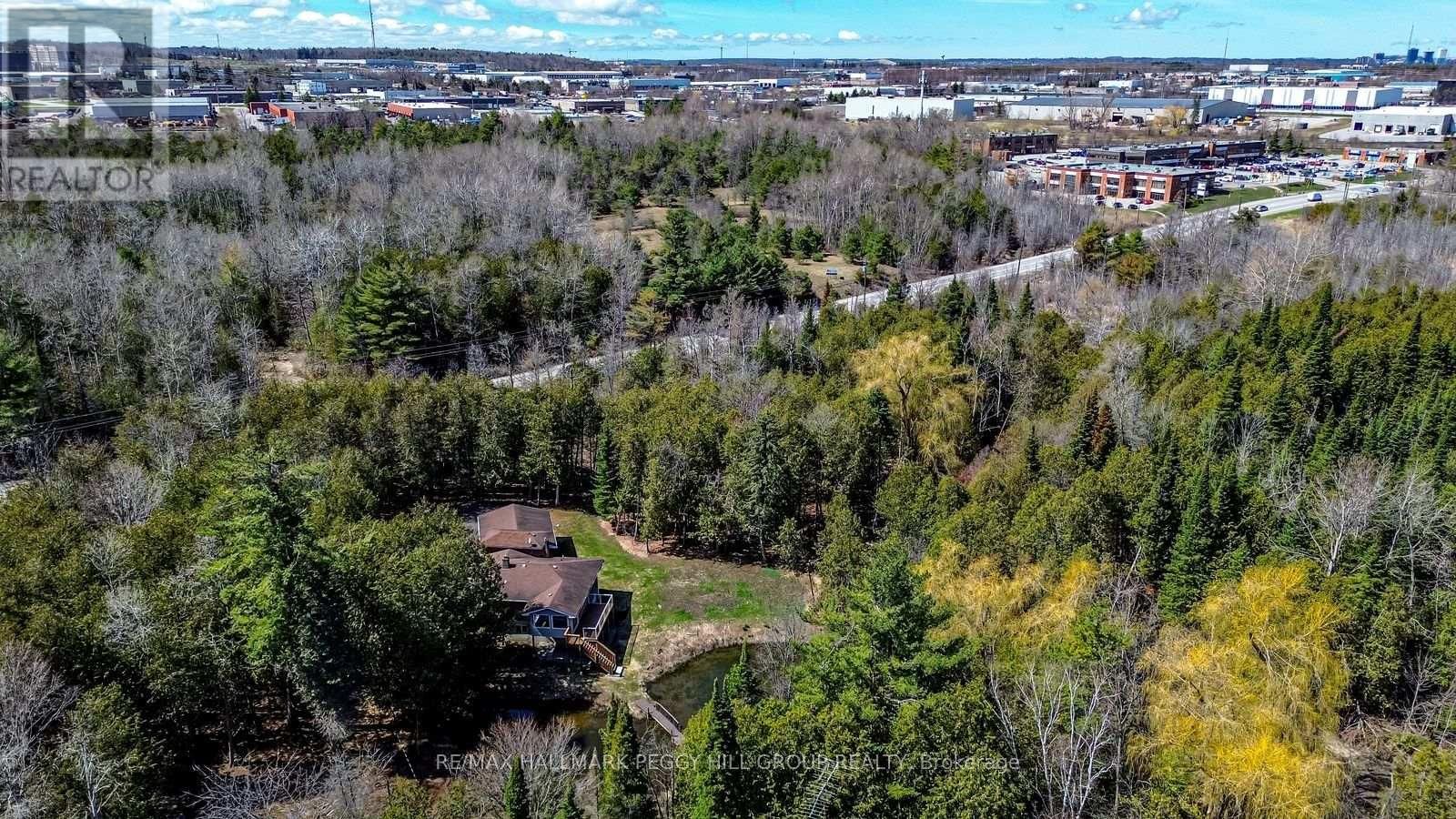 537 HURONIA ROAD Image 27