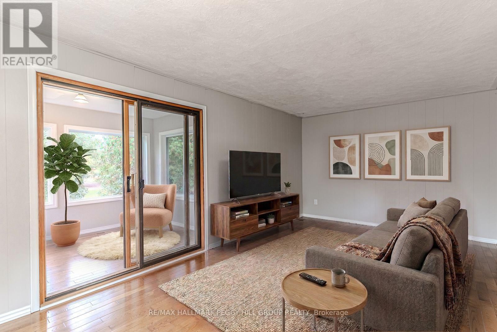 537 HURONIA ROAD Image 7