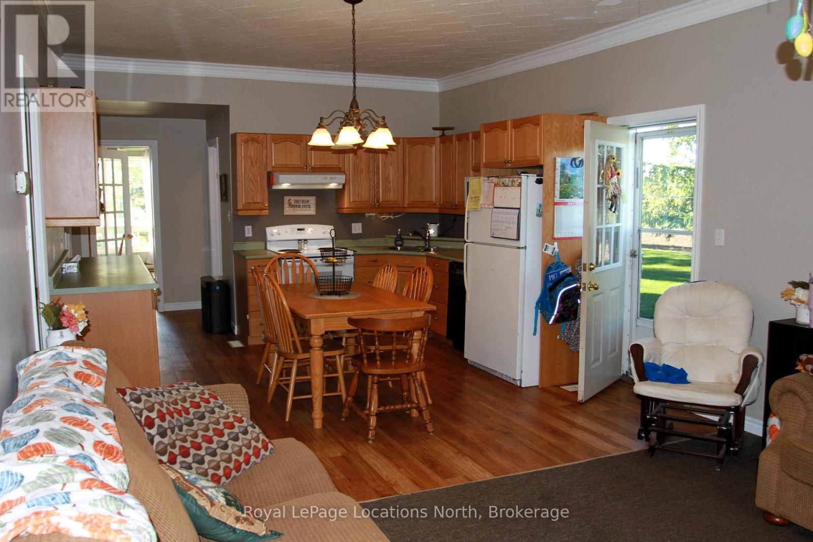 1539 6 CORNERS NORTH Image 11