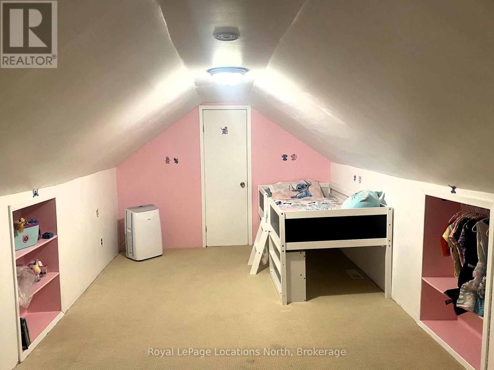 1539 6 CORNERS NORTH Image 17