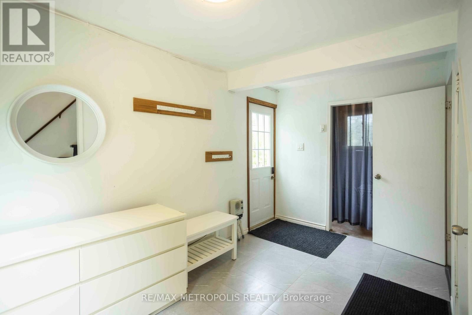 56 GEORGIAN MANOR DRIVE Image 33