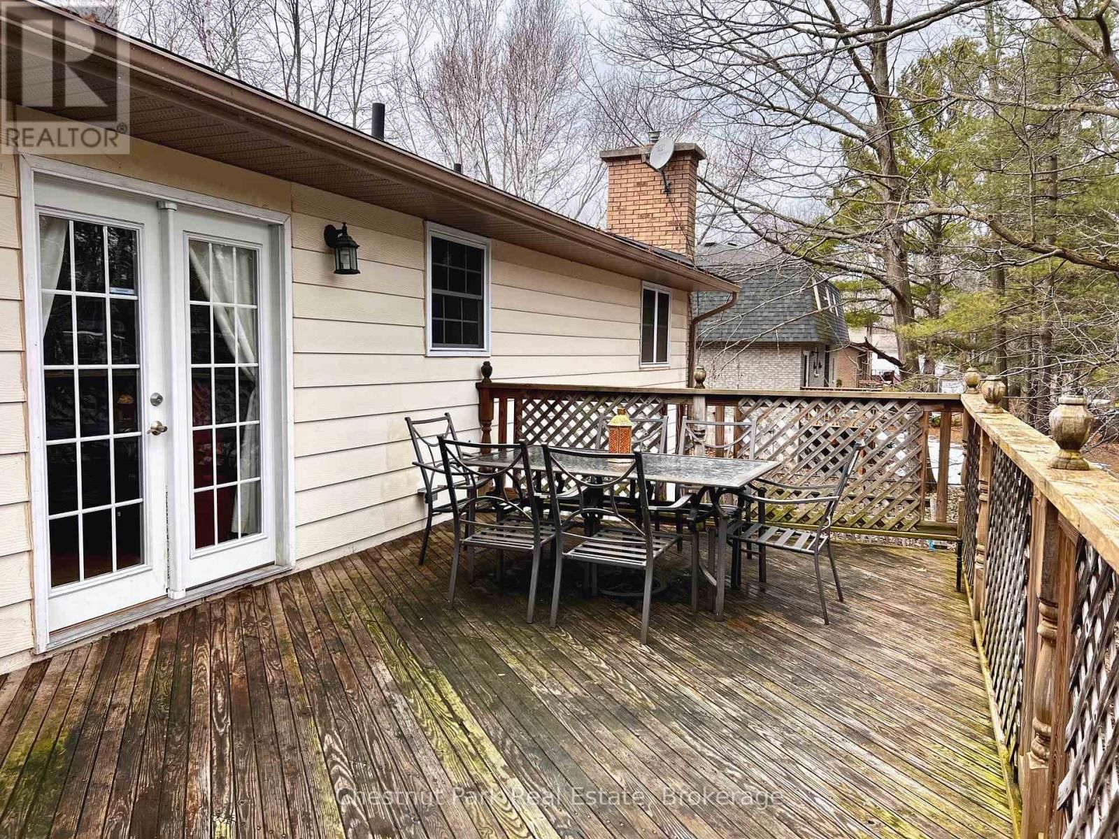 135 CHRISTOPHER AVENUE Image 27