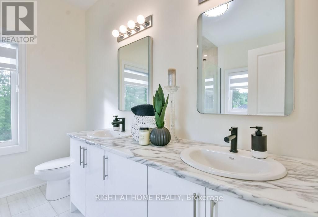 8 FOREST HEIGHTS COURT Image 25