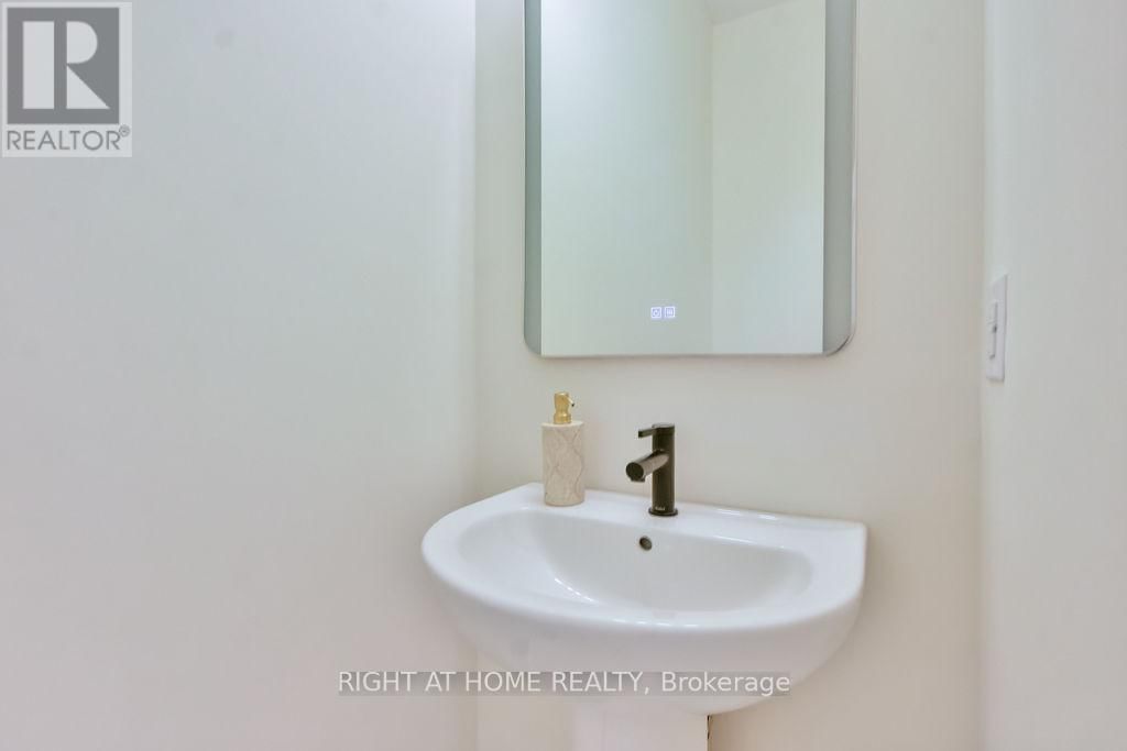 8 FOREST HEIGHTS COURT Image 39