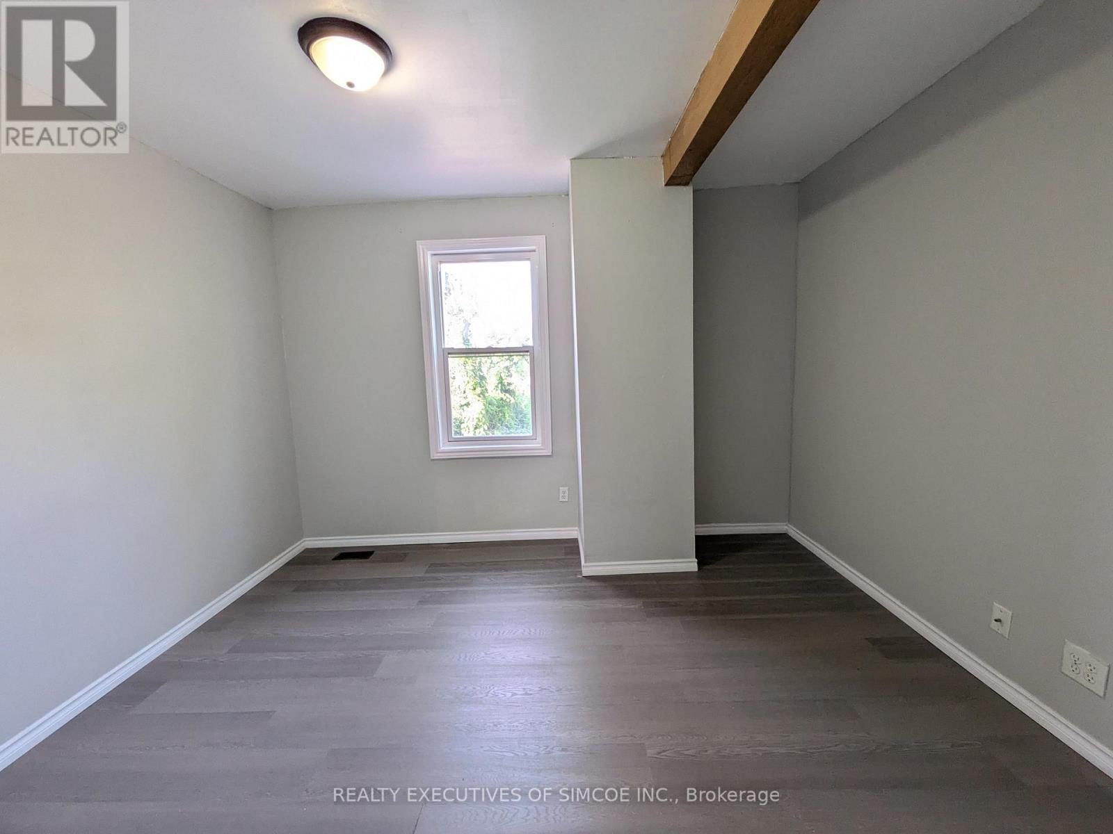 87 MAPLE AVENUE Image 9