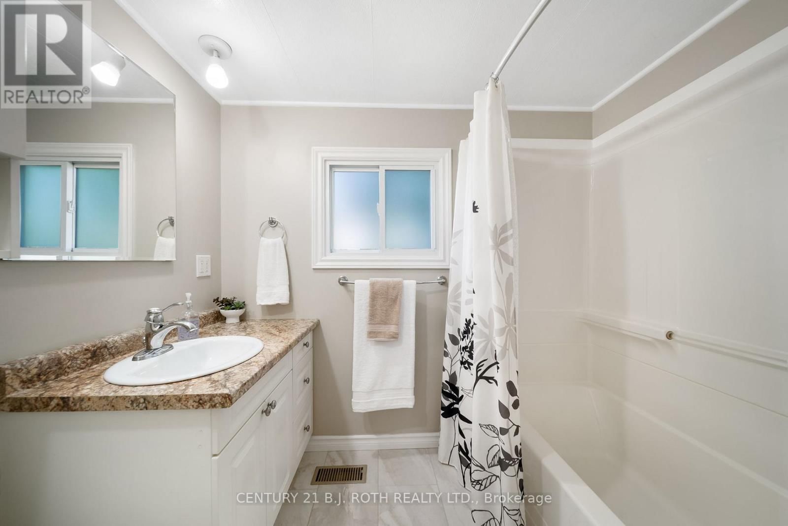 66 CAMERON DRIVE Image 17