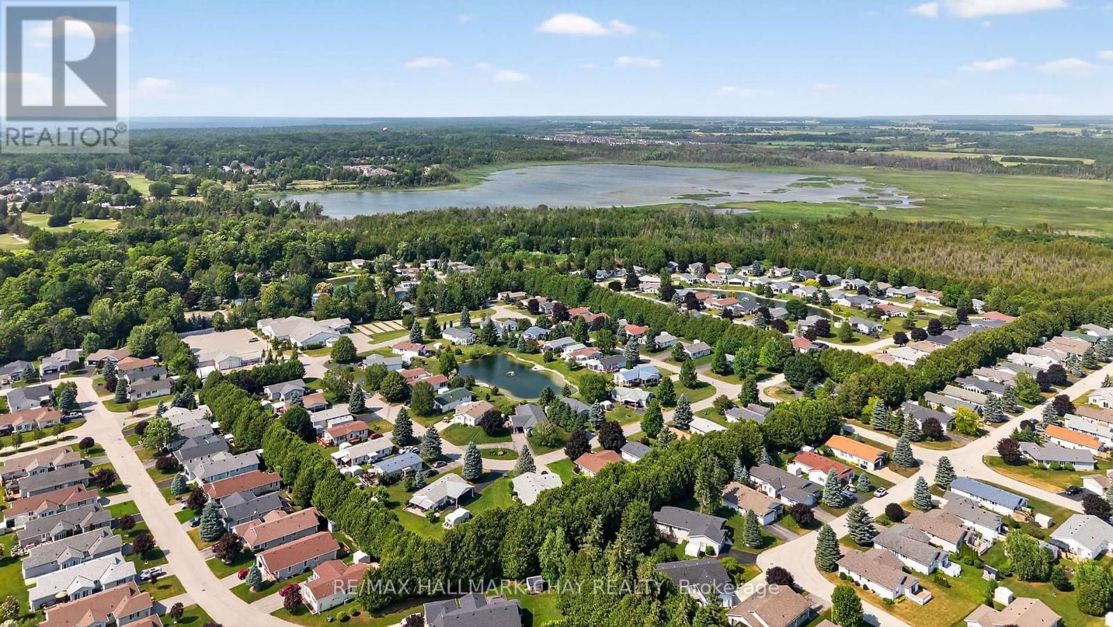 3 ILLINOIS CRESCENT Image 26