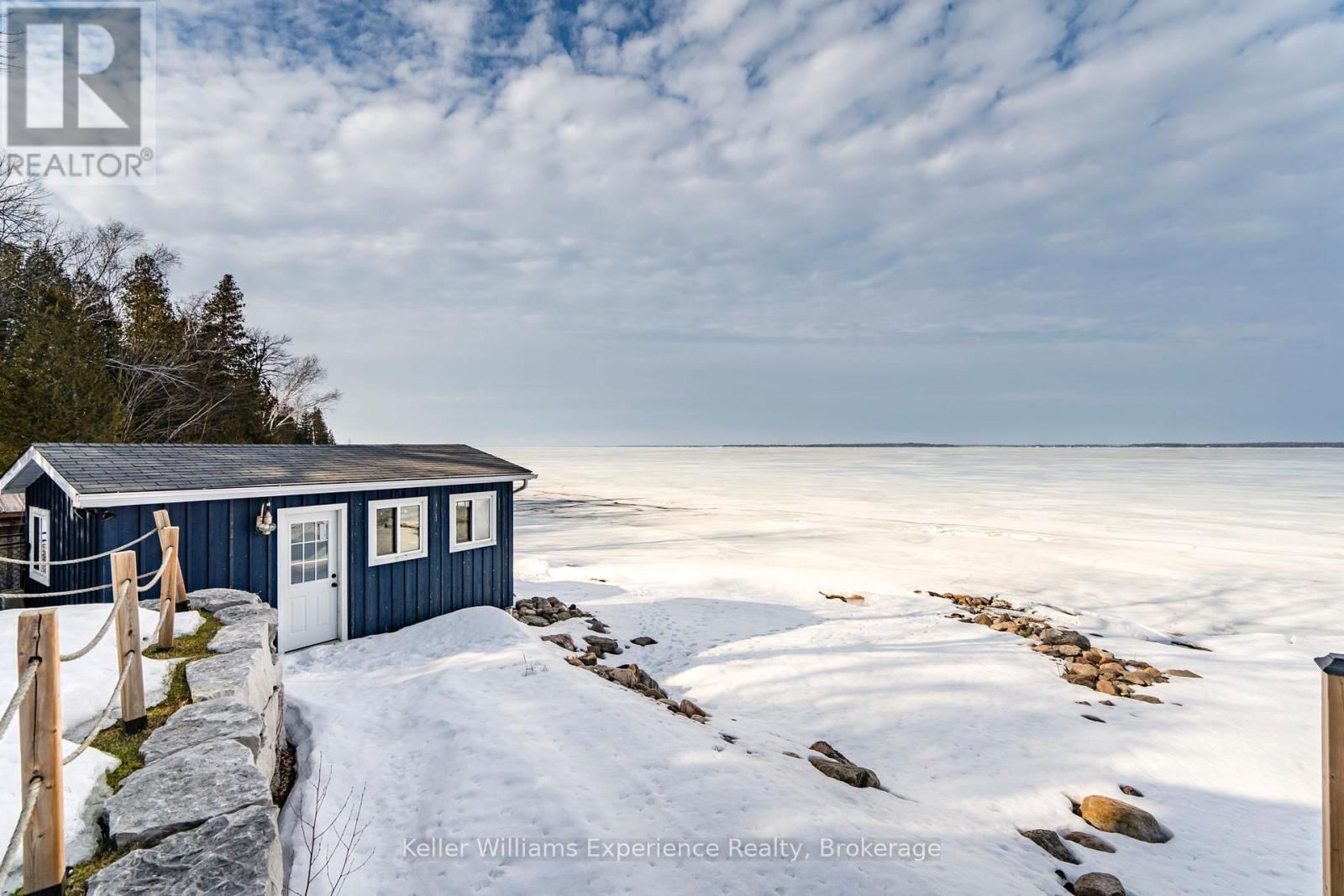 1749 CHAMPLAIN ROAD Image 26