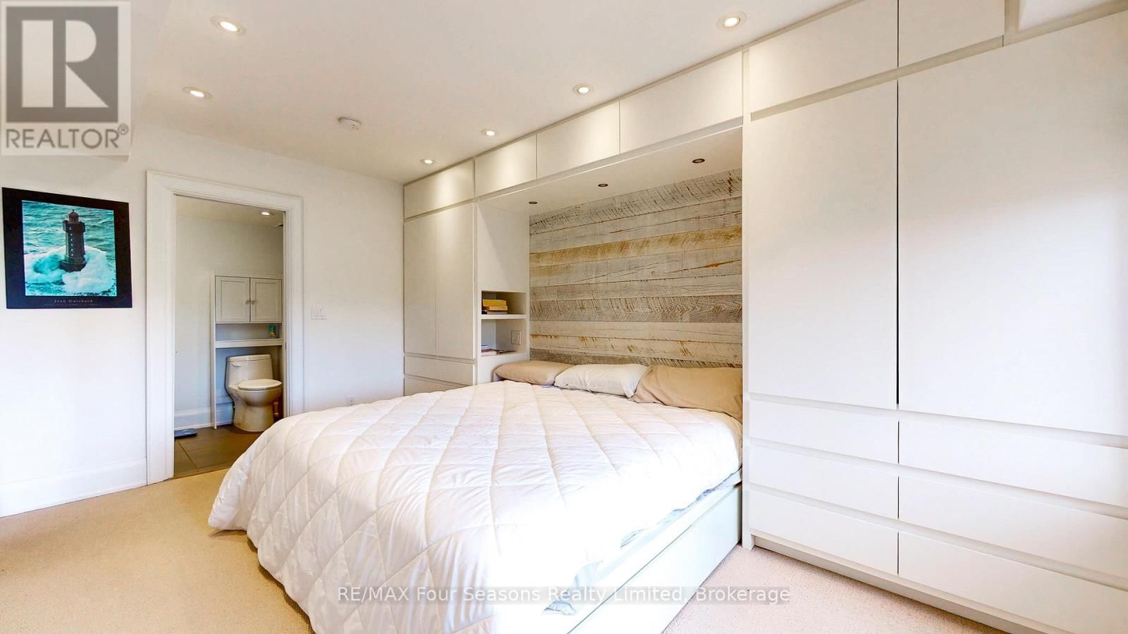 203 - 6 ANCHORAGE CRESCENT Image 12