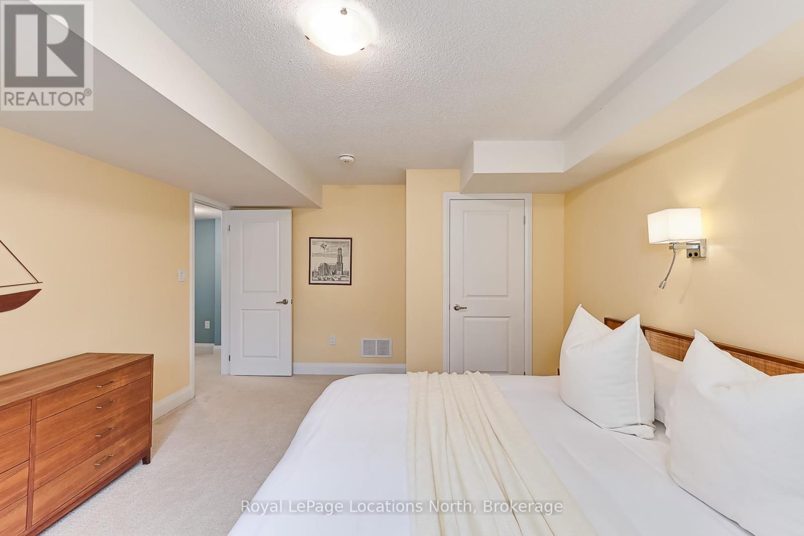 68 KARI CRESCENT Image 36