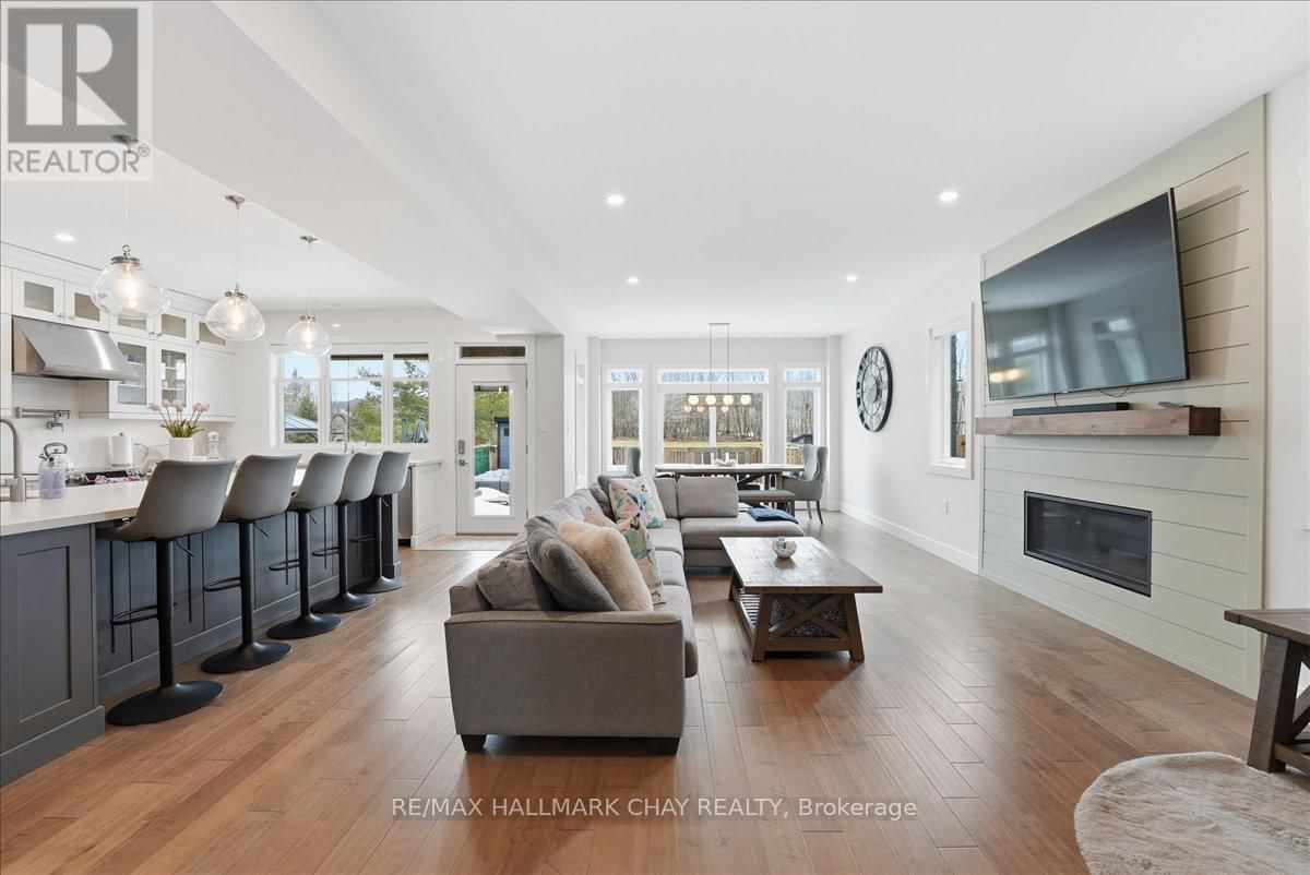 26 LOWRY COURT Image 12