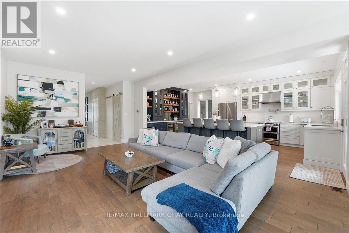 26 LOWRY COURT Image 14