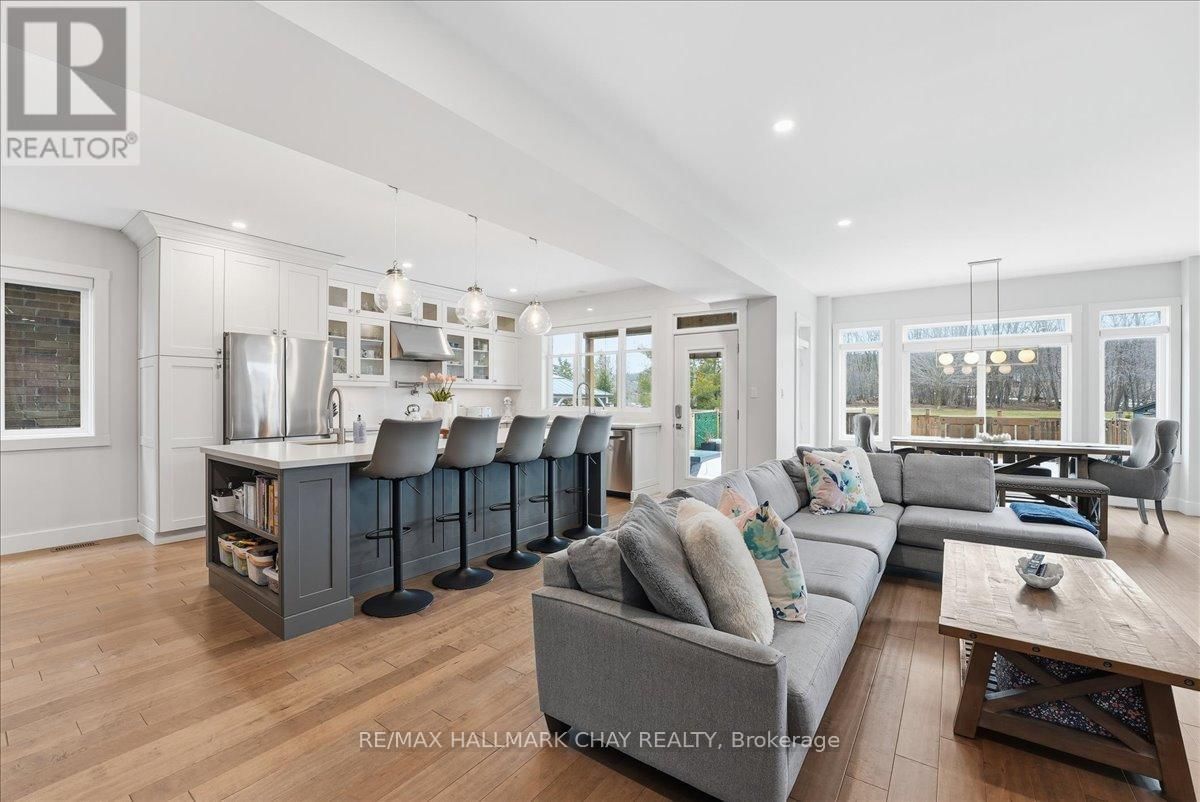 26 LOWRY COURT Image 15