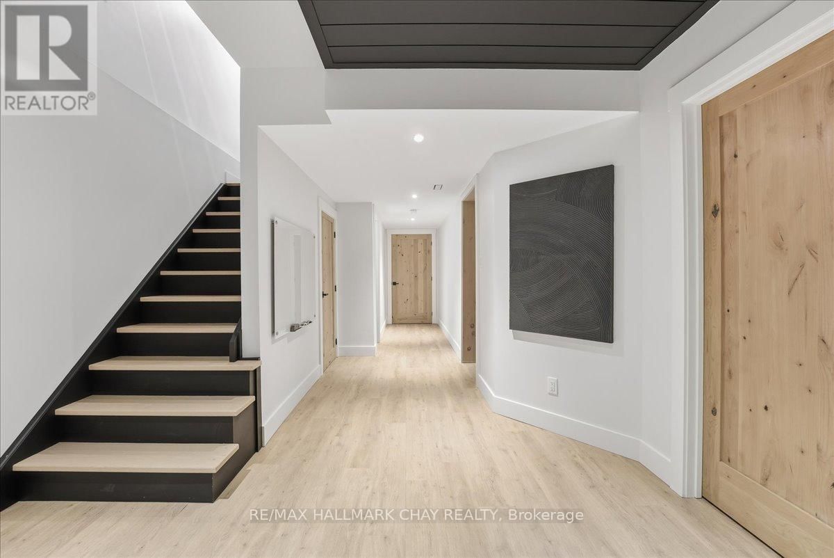 26 LOWRY COURT Image 41