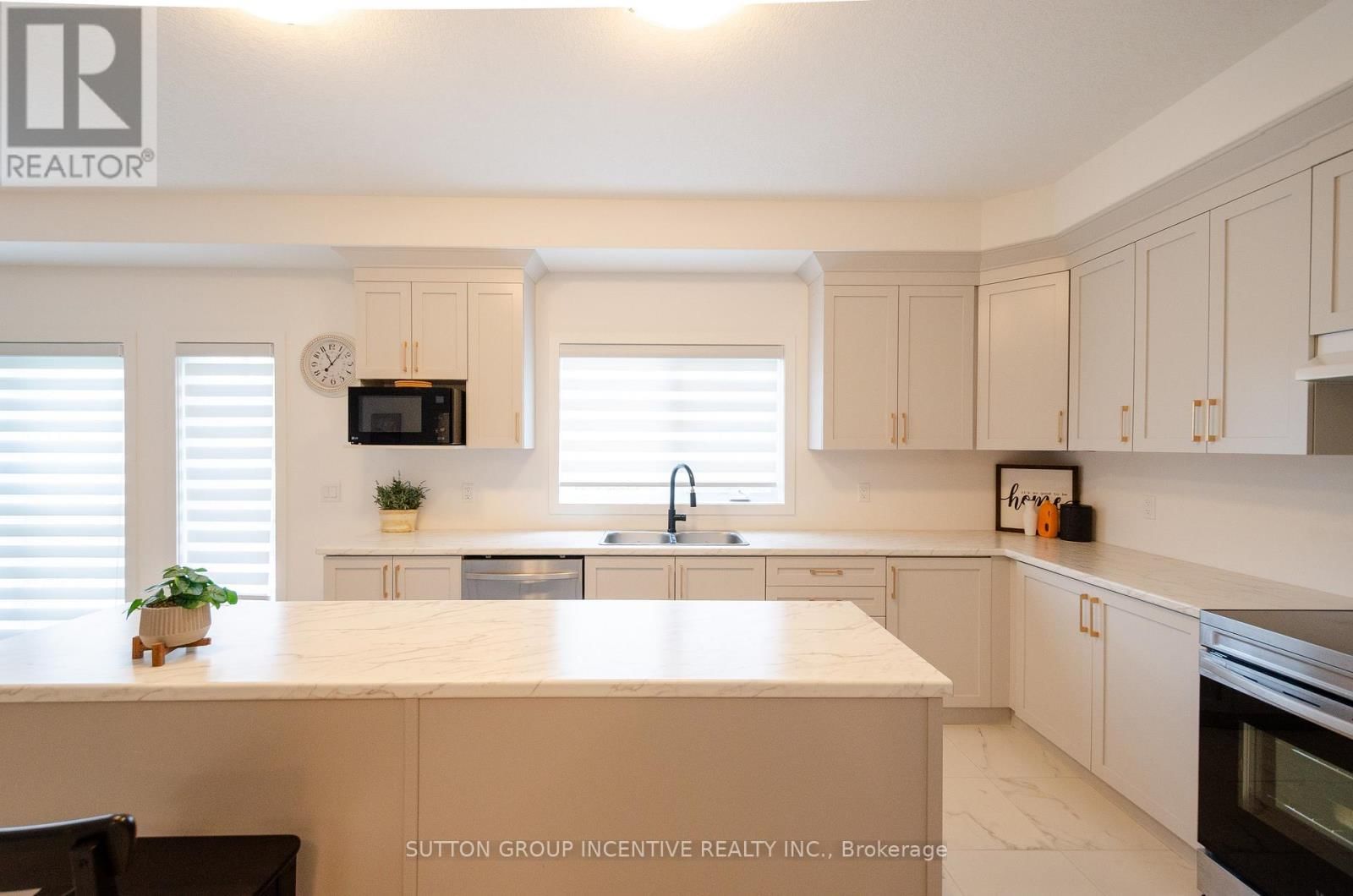 70 SHIPLEY AVENUE Image 11