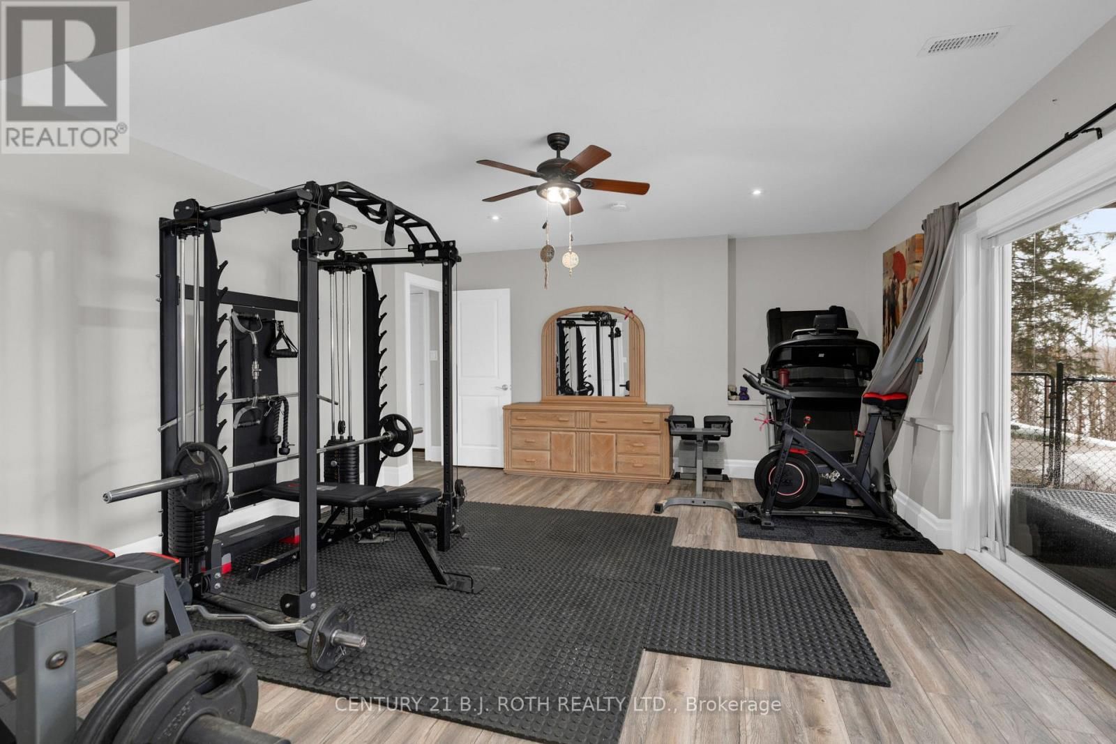 2700 LINE 4 NORTH Image 37