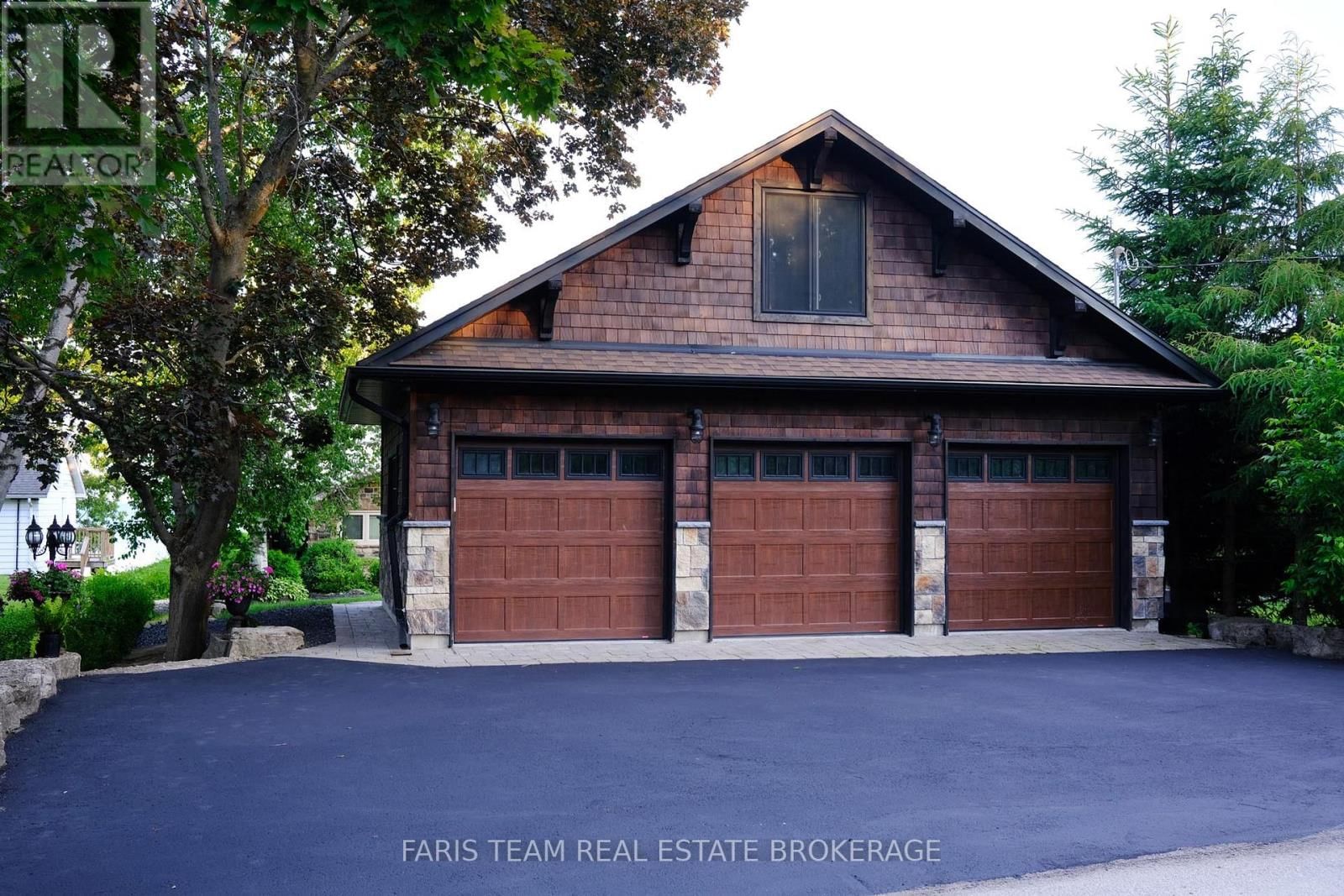 3 GREENWOOD FOREST ROAD Image 1