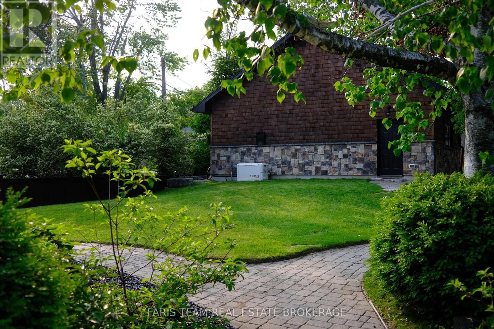 3 GREENWOOD FOREST ROAD Image 34