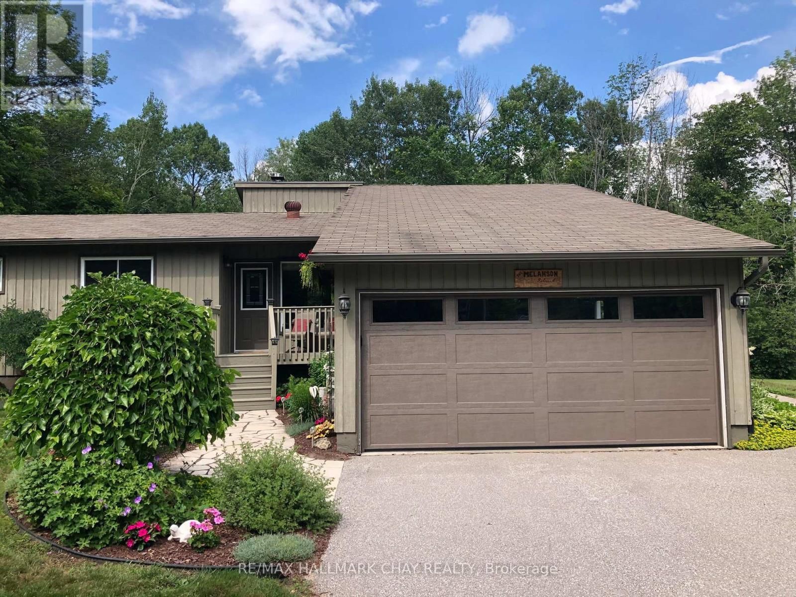 1075 6 LINE SOUTH Image 2