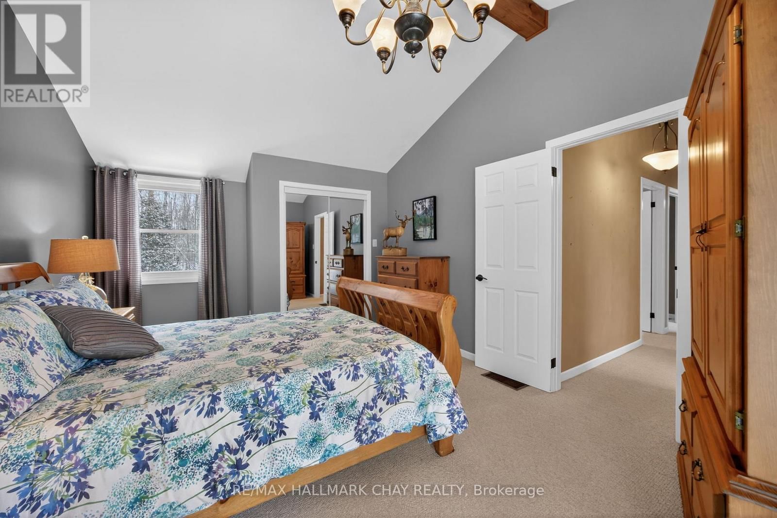 1075 6 LINE SOUTH Image 23