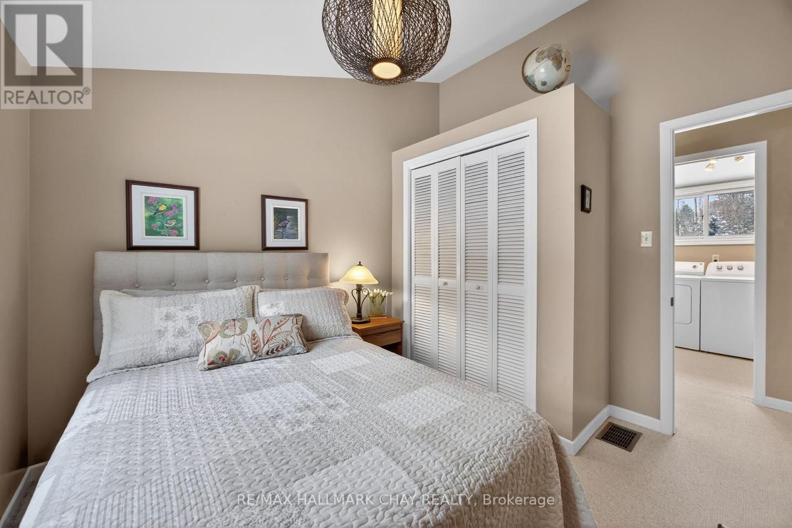 1075 6 LINE SOUTH Image 27