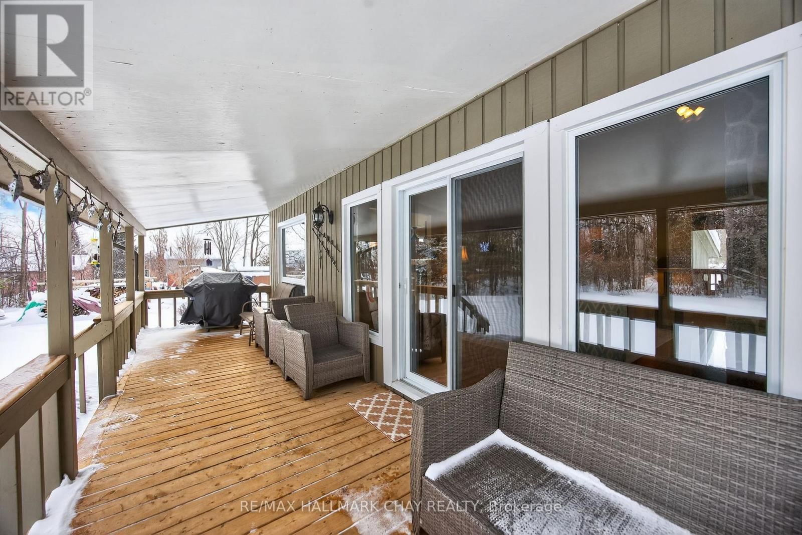 1075 6 LINE SOUTH Image 40