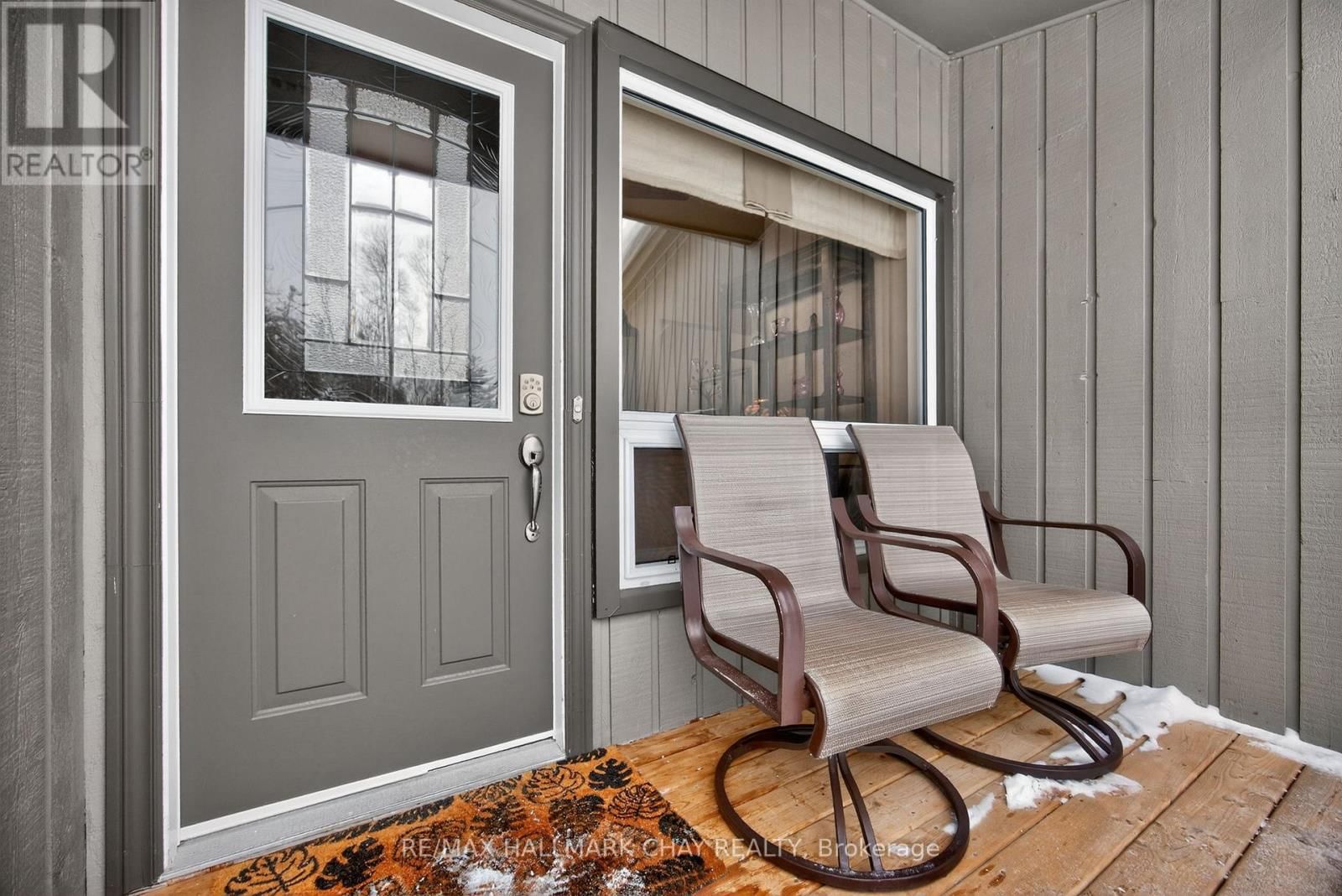 1075 6 LINE SOUTH Image 6