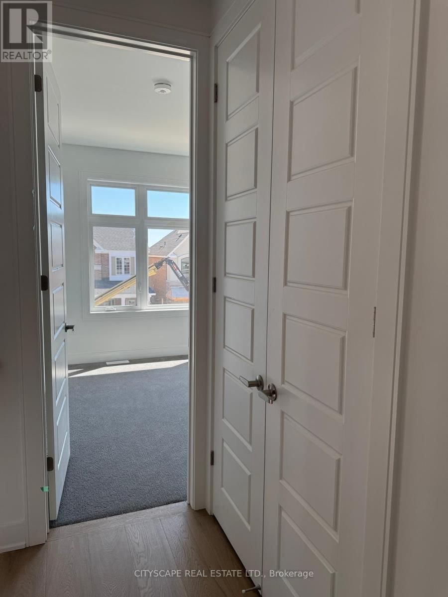 38 SUZUKI STREET Image 11