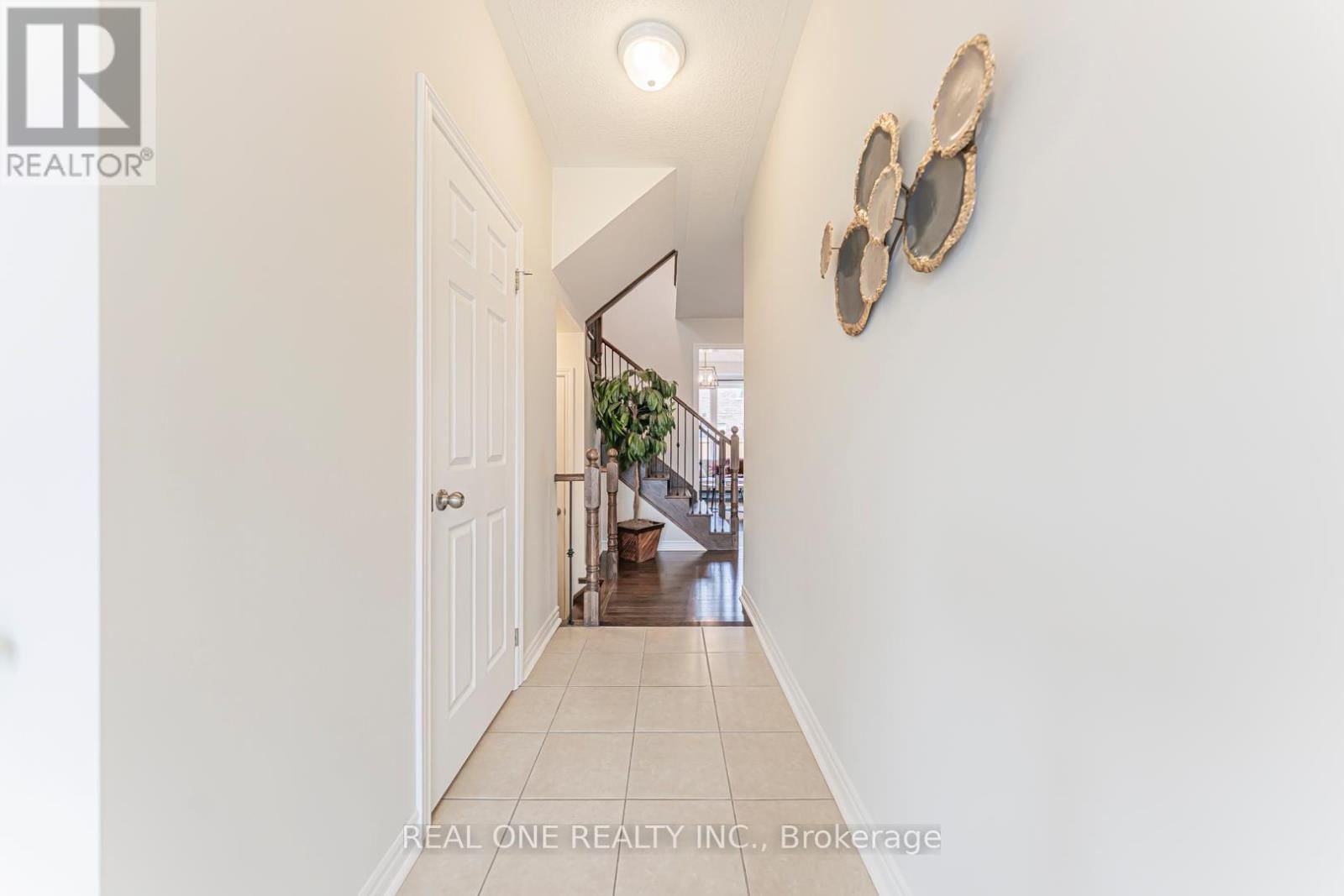 28 KERR STREET Image 16