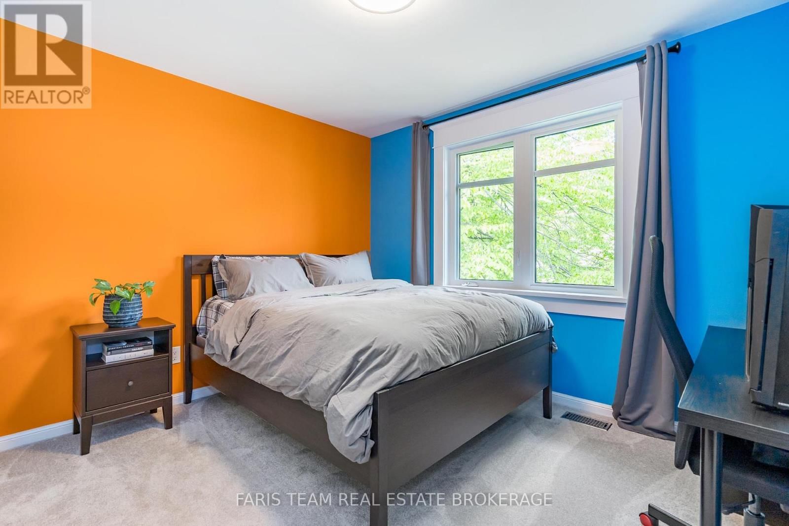 8 MALTA CRESCENT Image 29