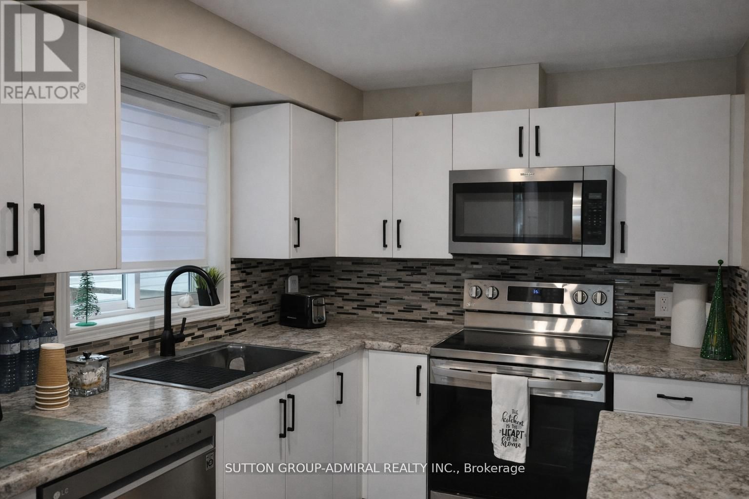 133 COLUMBIA ROAD Image 11