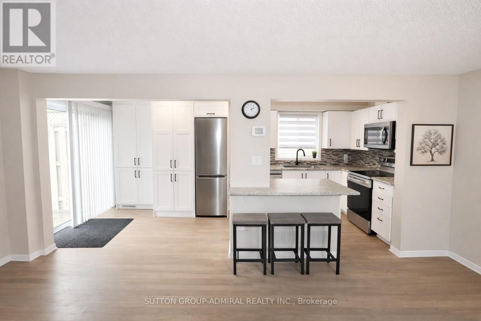 133 COLUMBIA ROAD Image 19