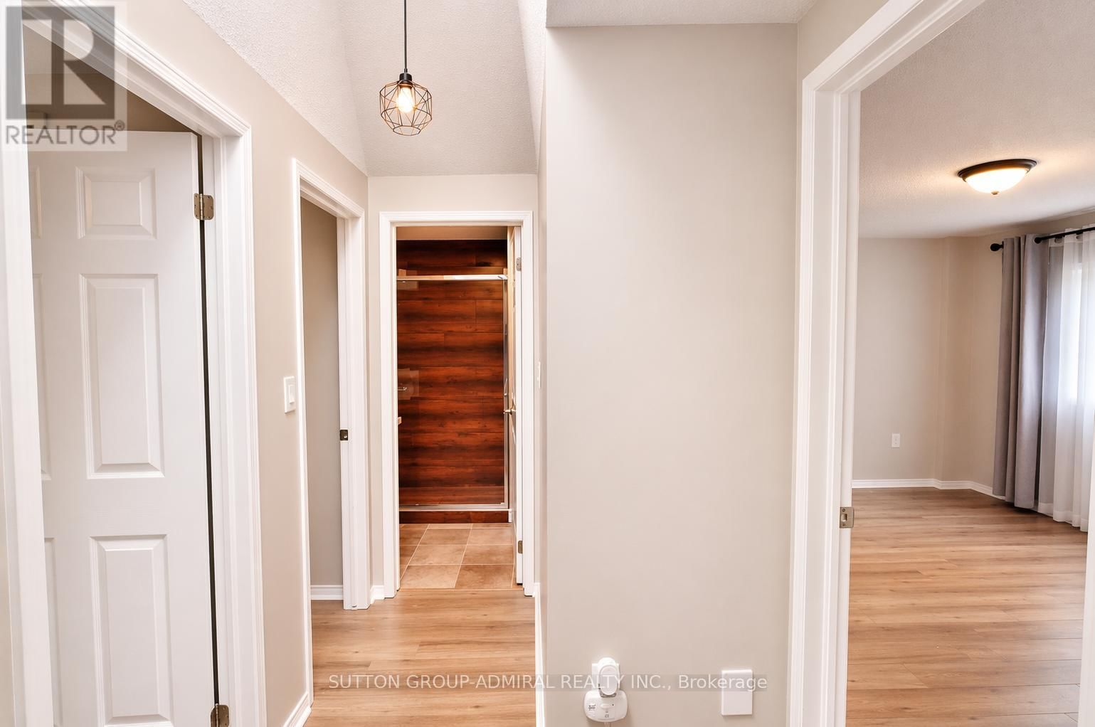 133 COLUMBIA ROAD Image 23