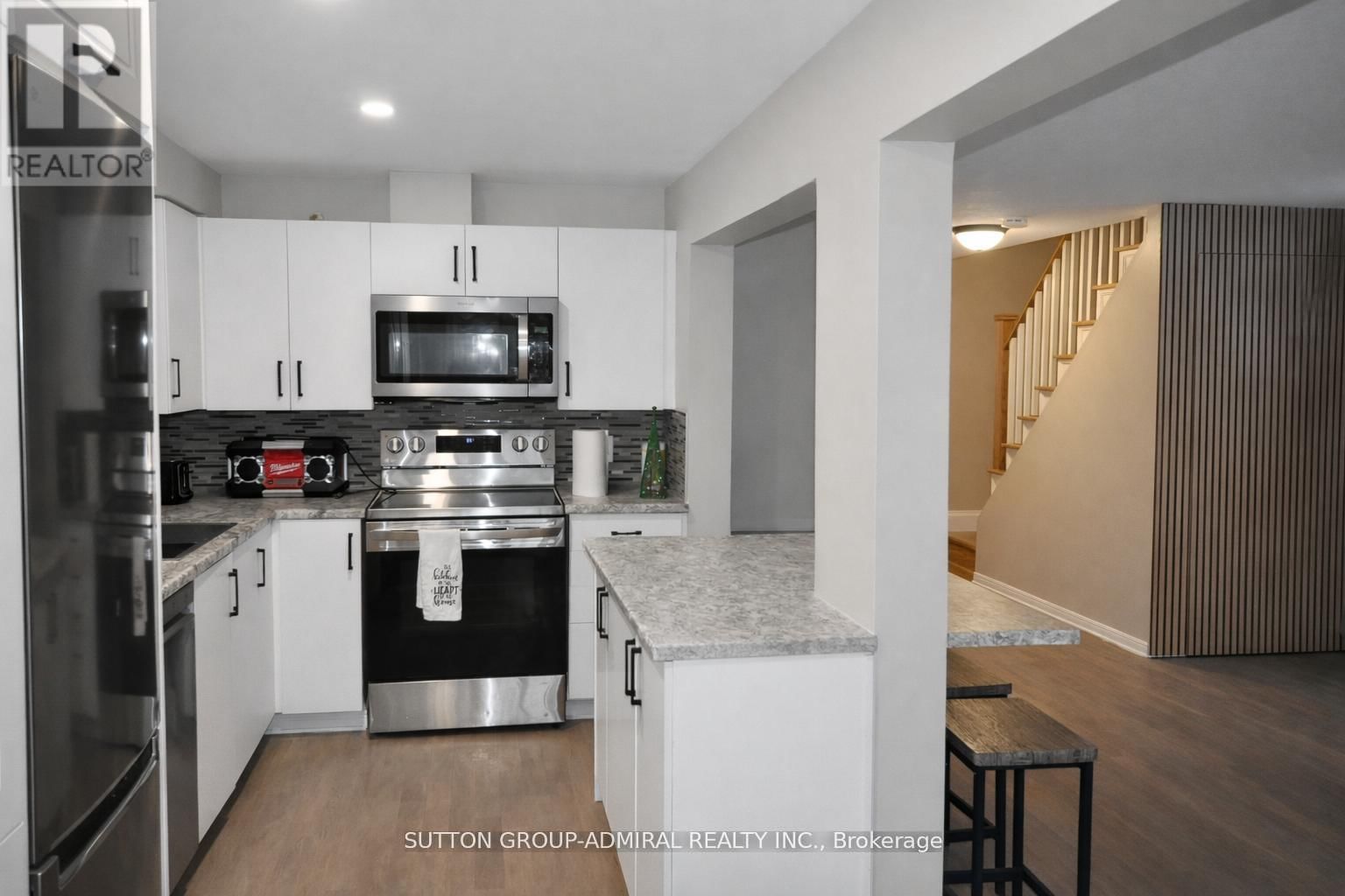 133 COLUMBIA ROAD Image 9