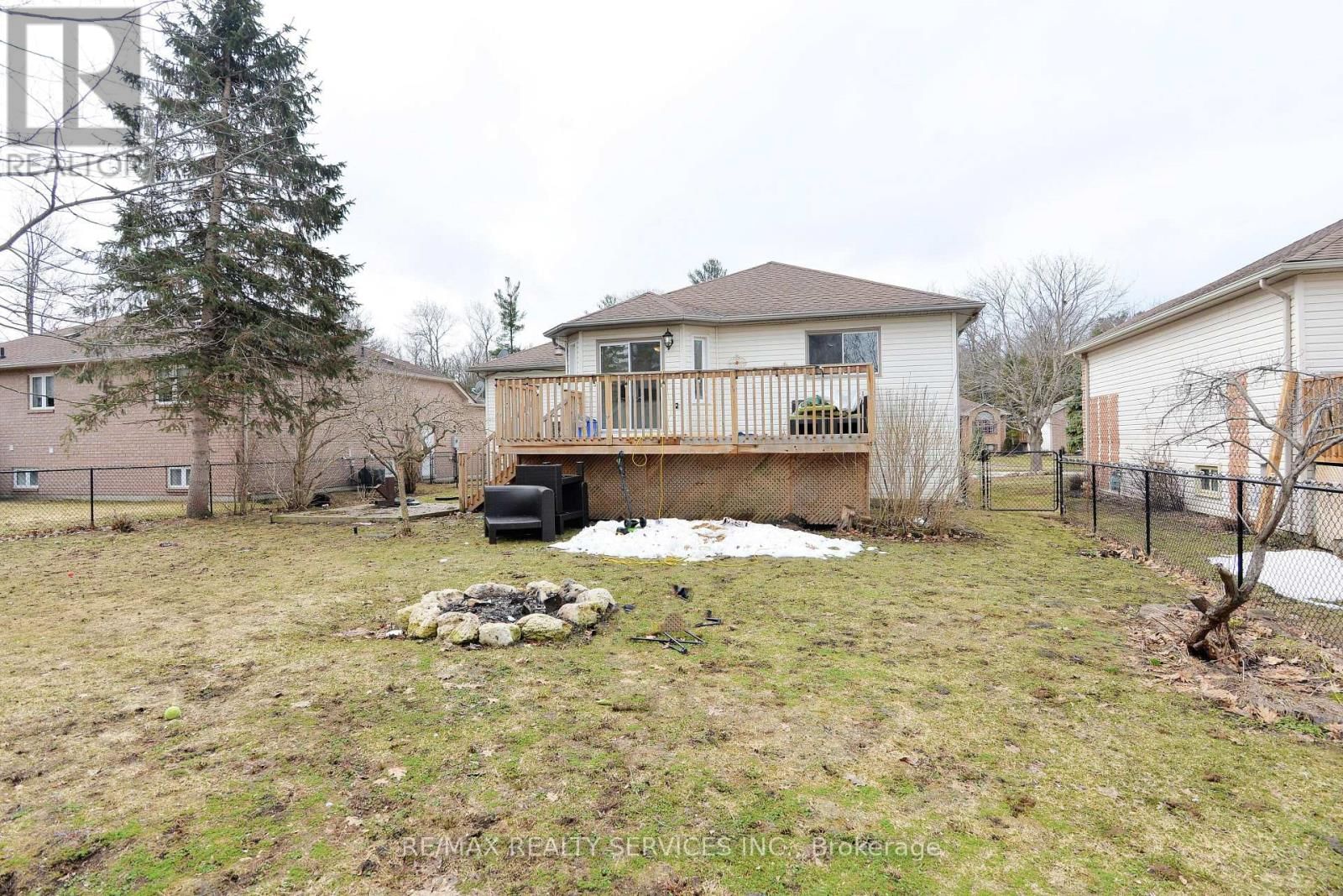 7 BUSH CRESCENT Image 46