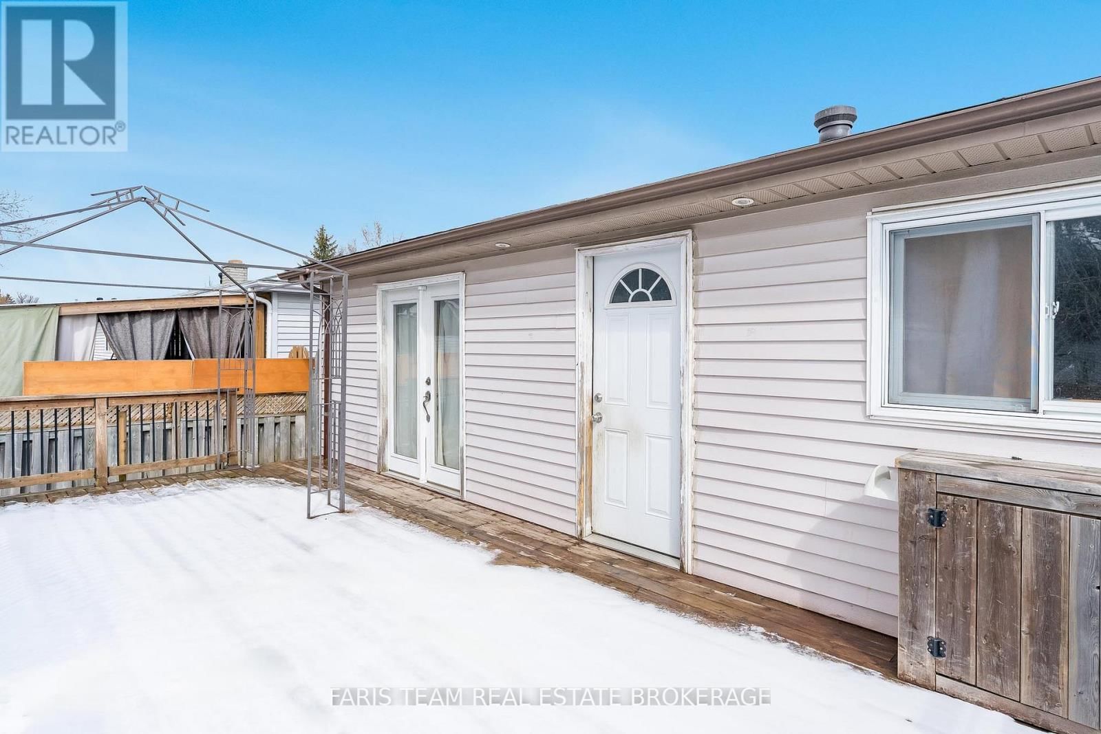 13 MAITLAND DRIVE Image 23