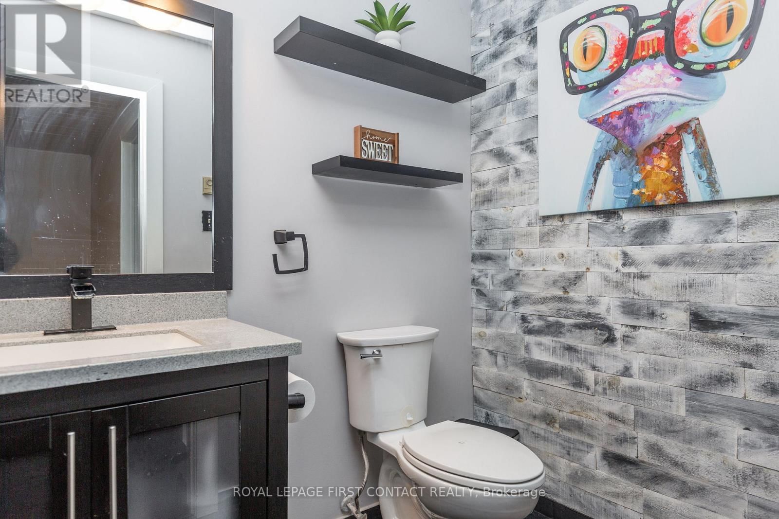 243 LITTLE AVENUE Image 17