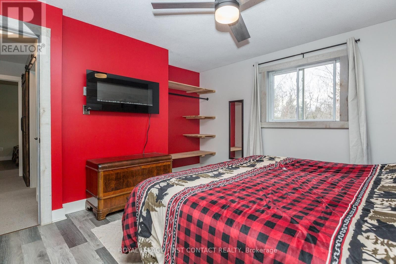 243 LITTLE AVENUE Image 22