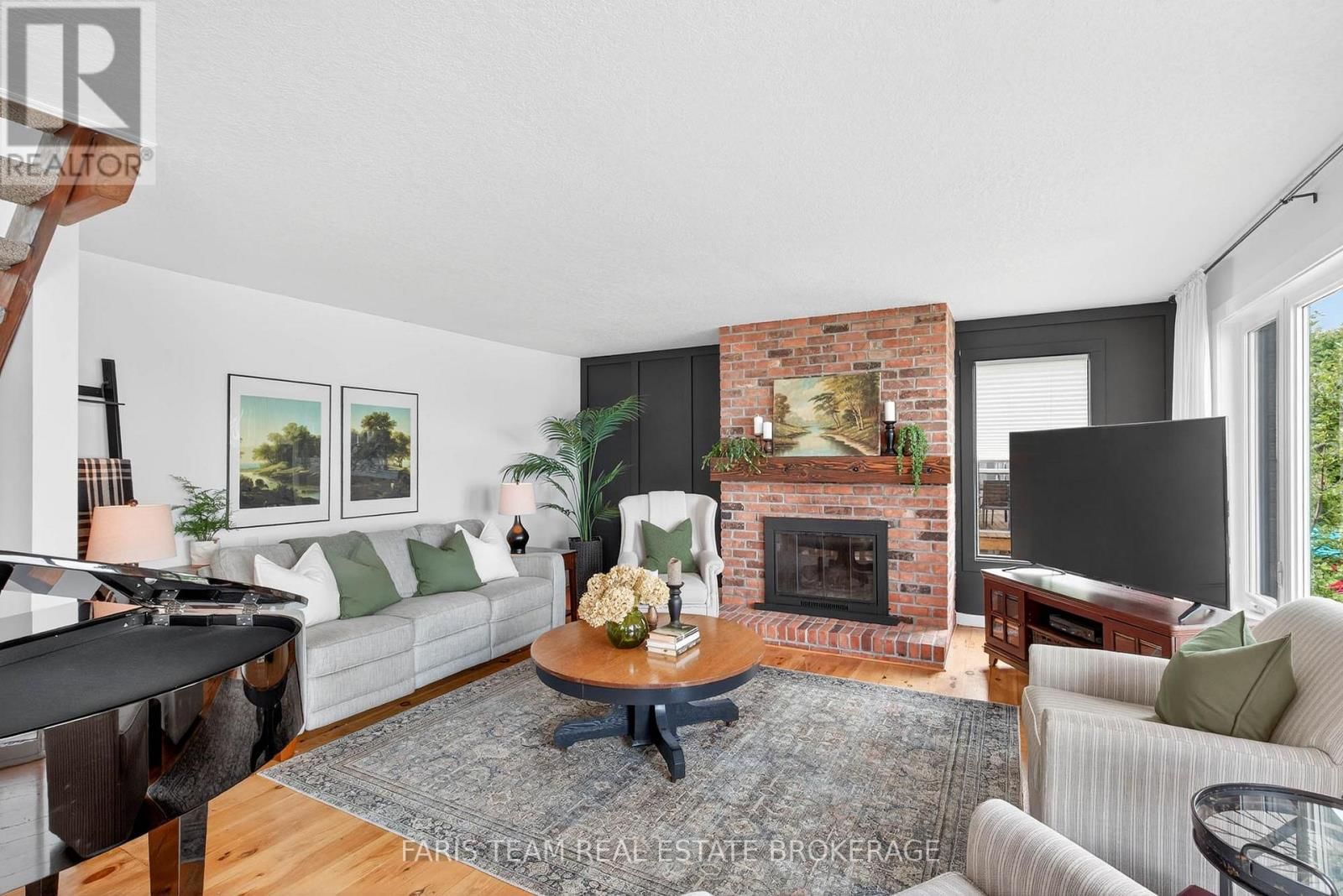 238 ROBINS POINT ROAD Image 12