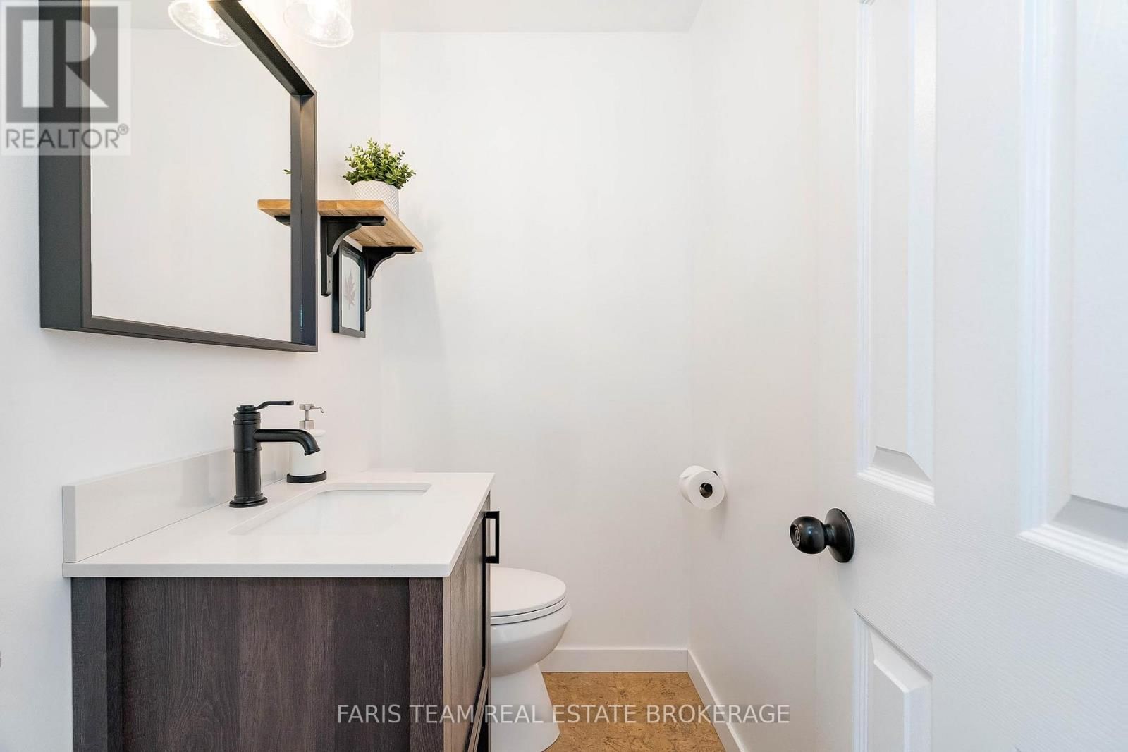 238 ROBINS POINT ROAD Image 16