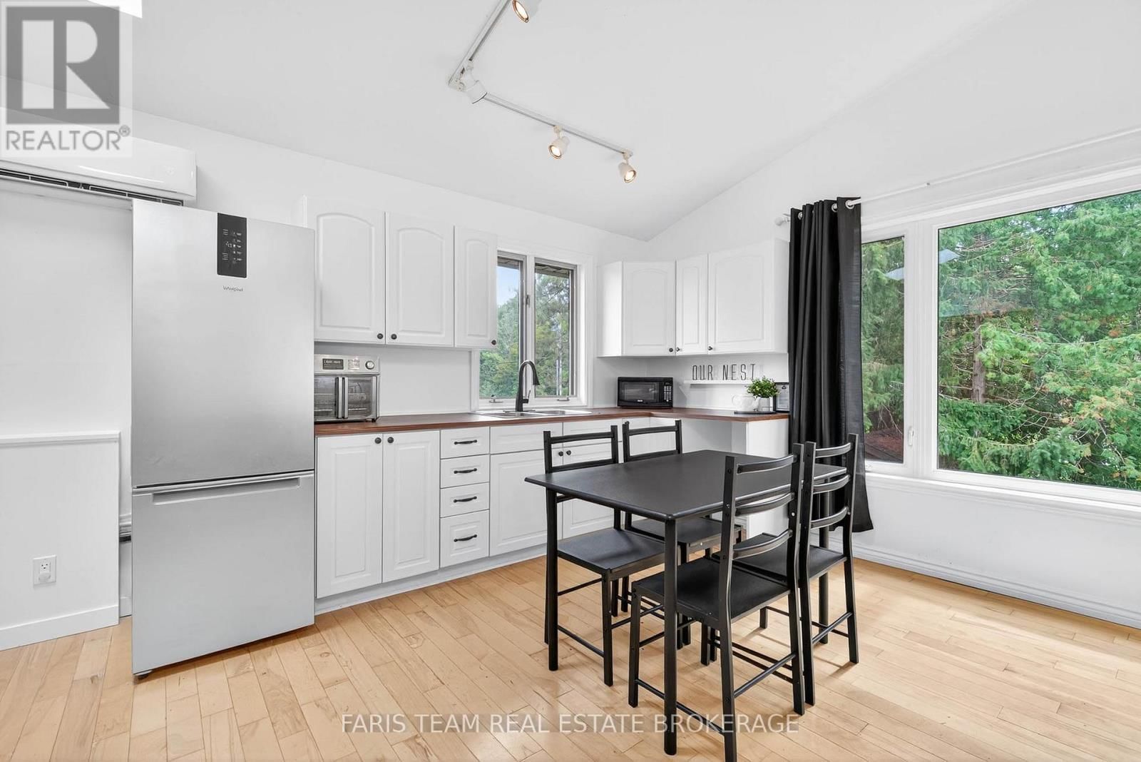 238 ROBINS POINT ROAD Image 19