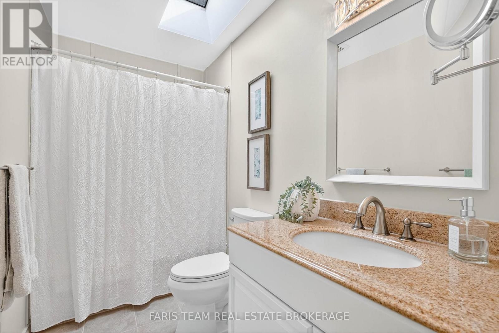 238 ROBINS POINT ROAD Image 25