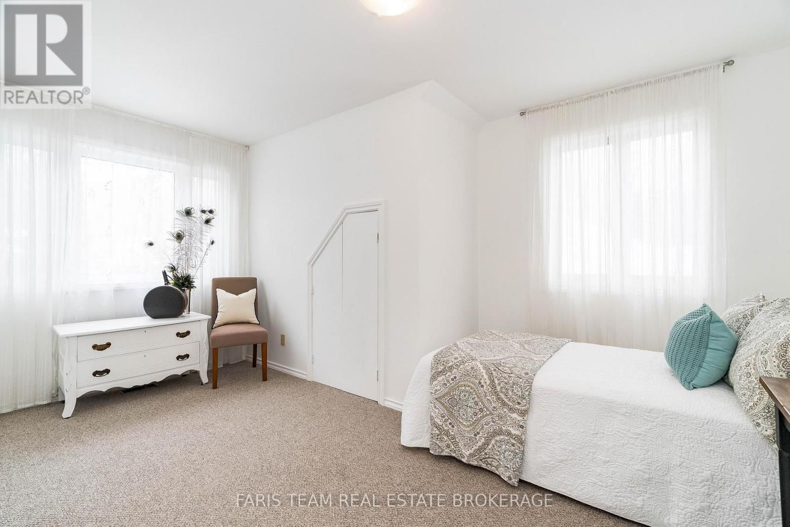 238 ROBINS POINT ROAD Image 27