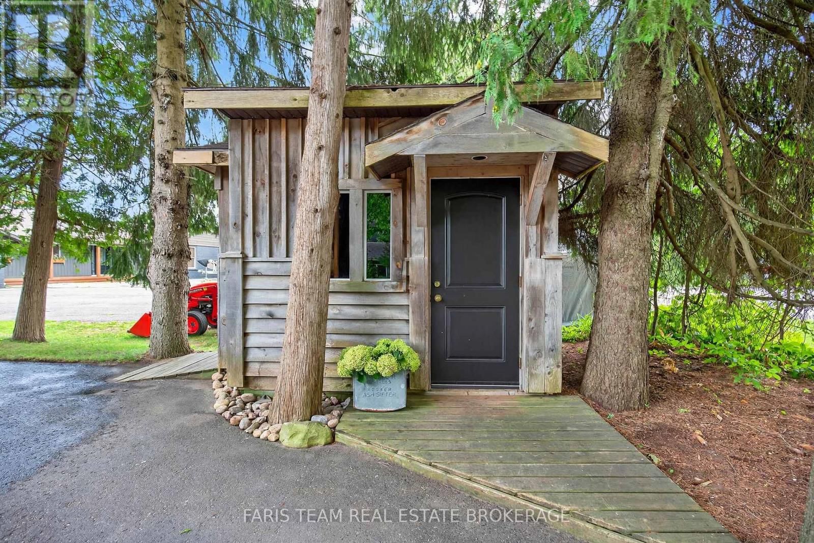 238 ROBINS POINT ROAD Image 5