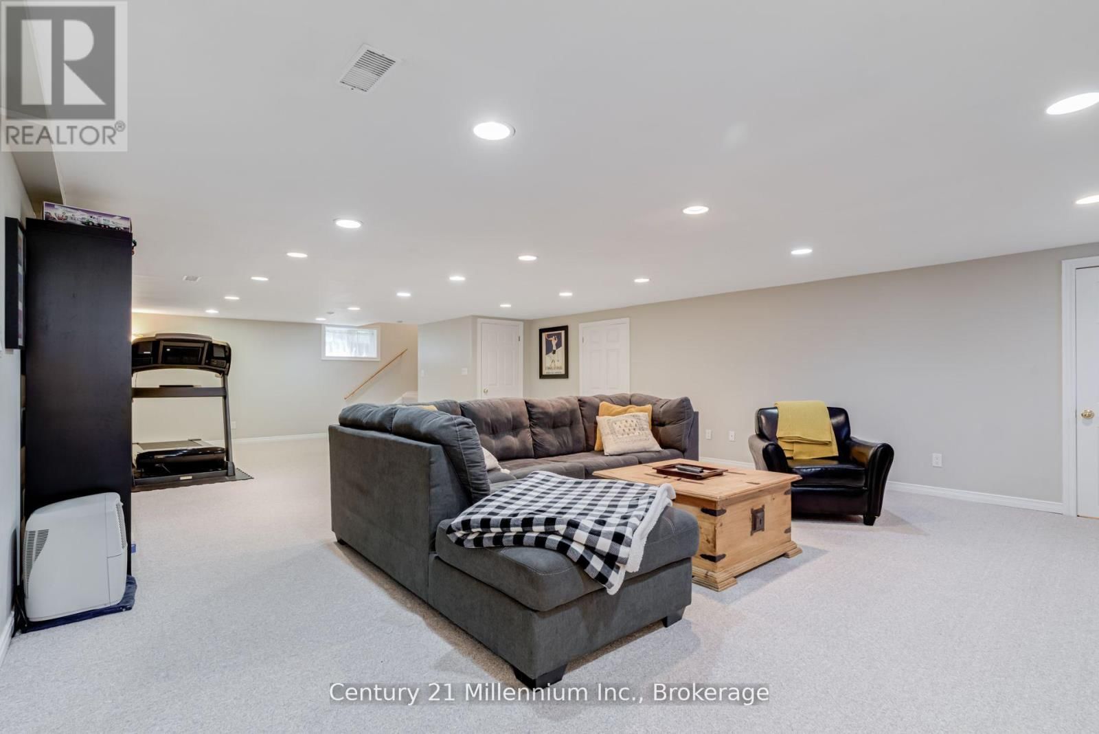 210 MINNESOTA STREET Image 40