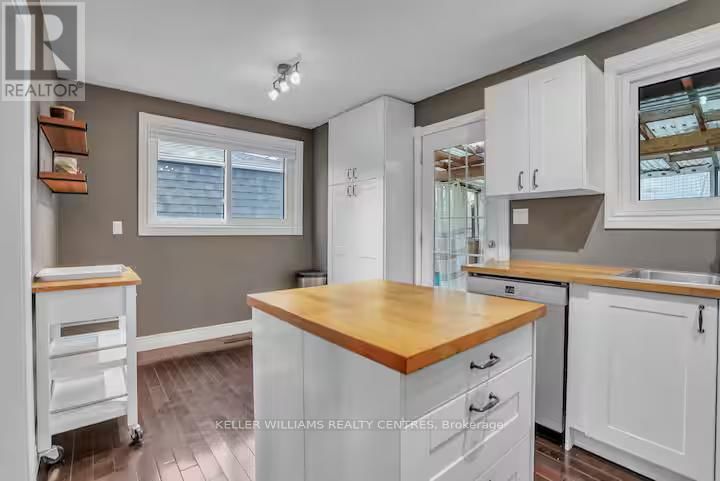 12 DEERPARK DRIVE Image 9