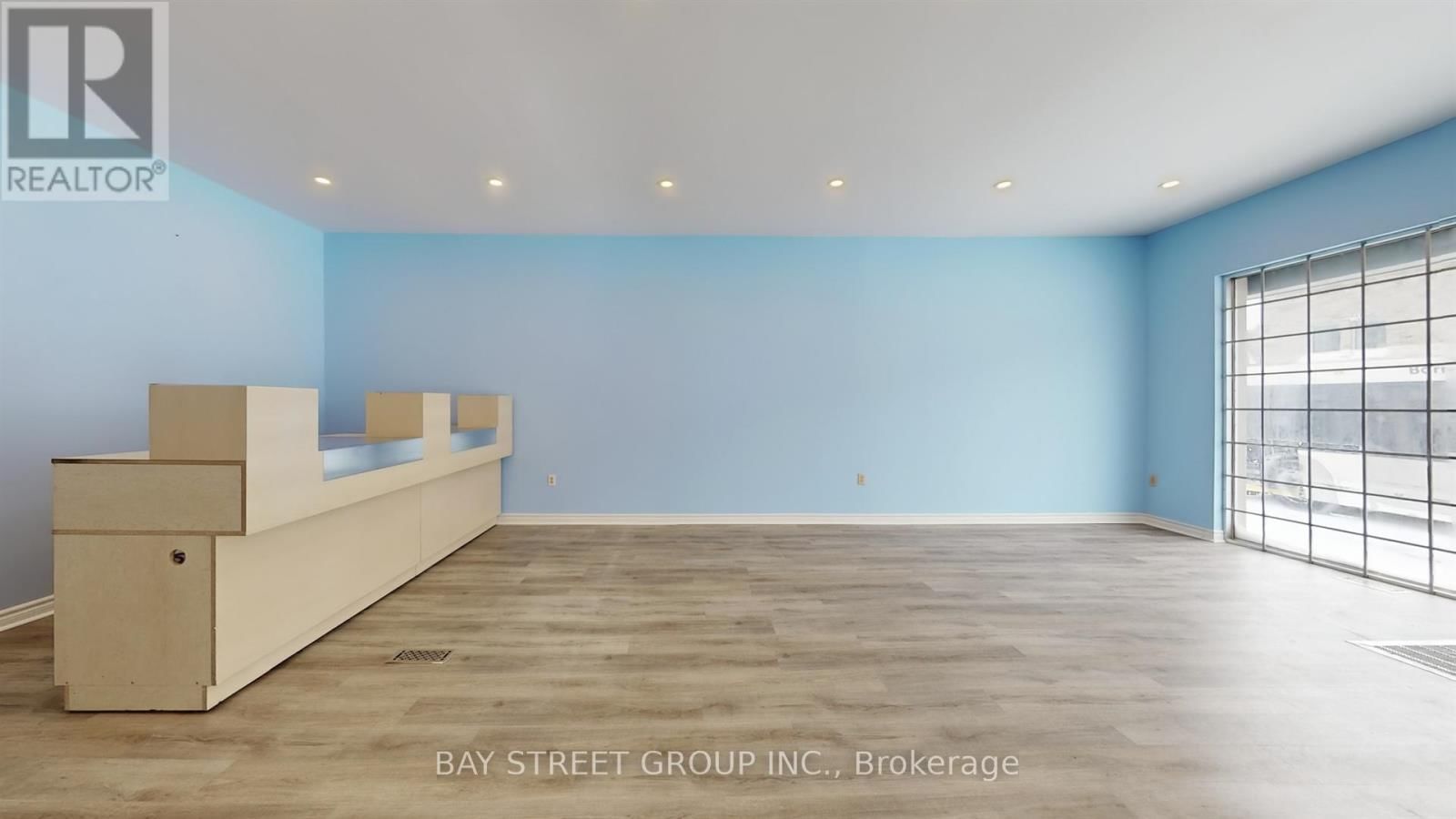 101 - 66 MAPLE AVENUE Image 12