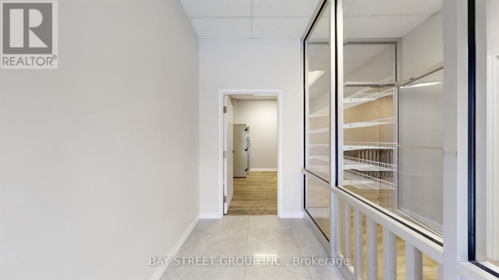 101 - 66 MAPLE AVENUE Image 25