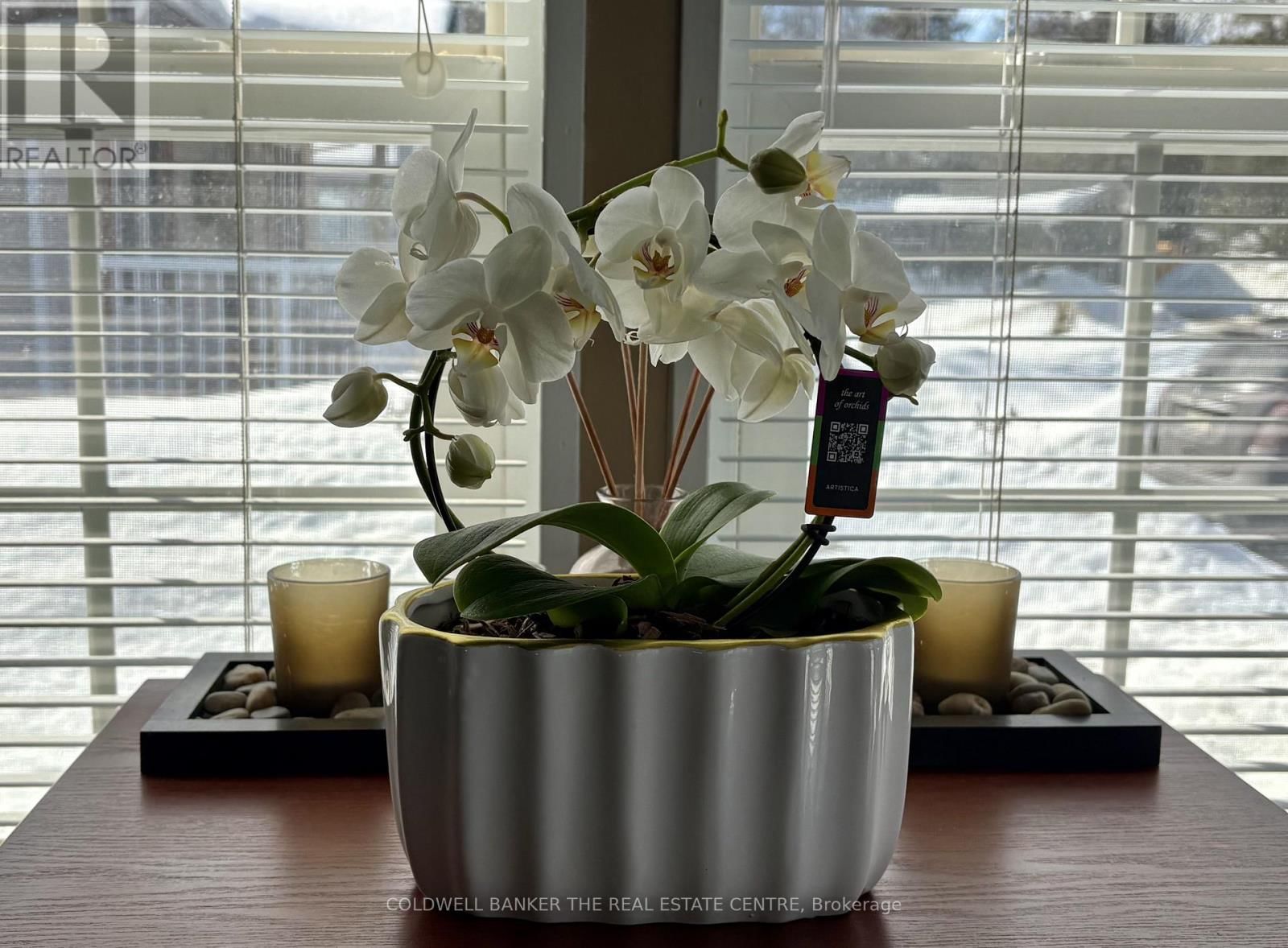 70 TOPAZ STREET Image 10