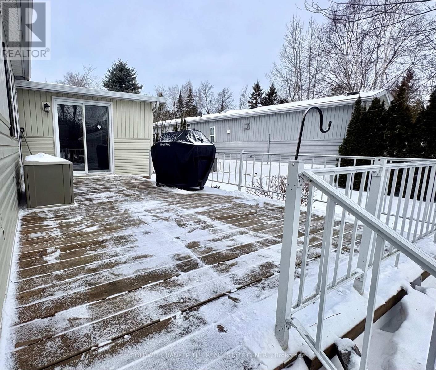 70 TOPAZ STREET Image 17